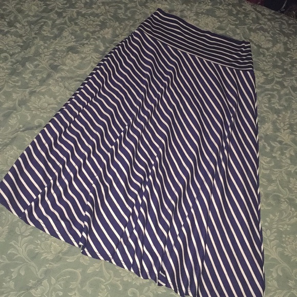 Sunny Leigh Dresses & Skirts - 🌹SUNNY LEIGH🌹Long Stripped Skirt